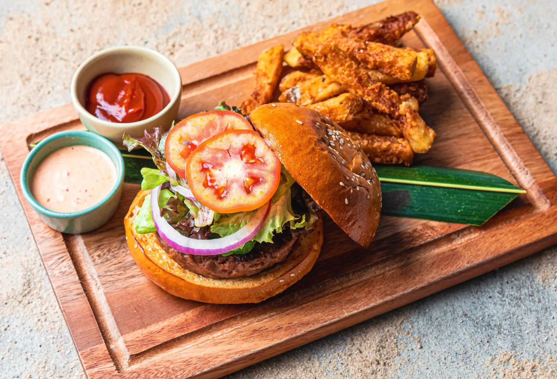Beyond Burger 2048x1393 1