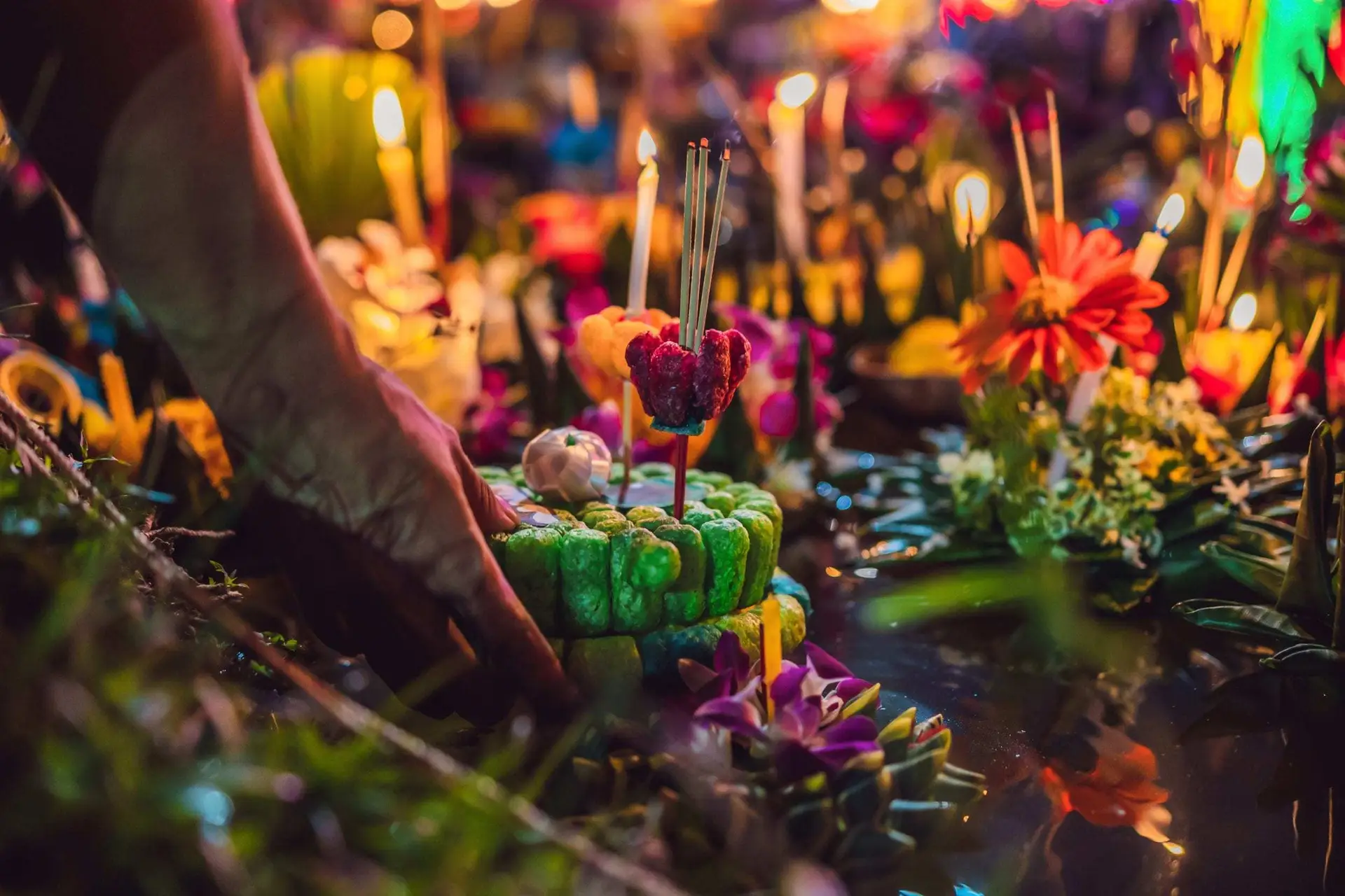 Festival of Lights - Loy Krathong 3 Loy Krathong Festival of Lights 1
