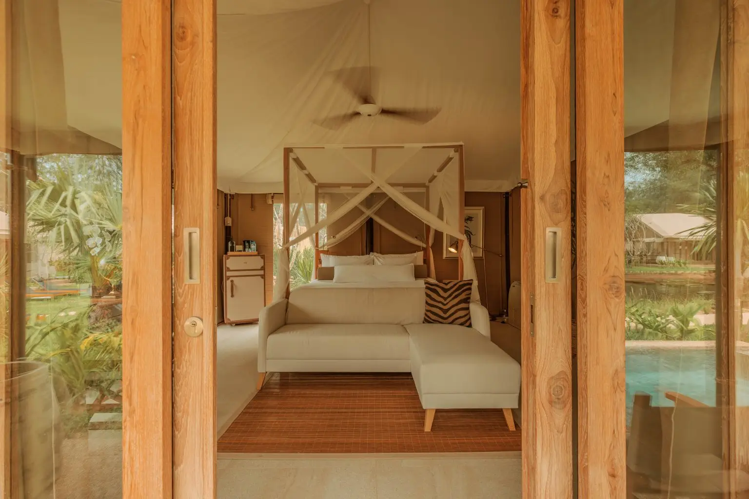 1 Bedroom LagoonTent 6 1536x1024 1