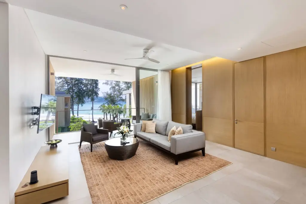 3 Bedroom Azure Sea View Pool Penthouse 4 image 24 1024x683 1