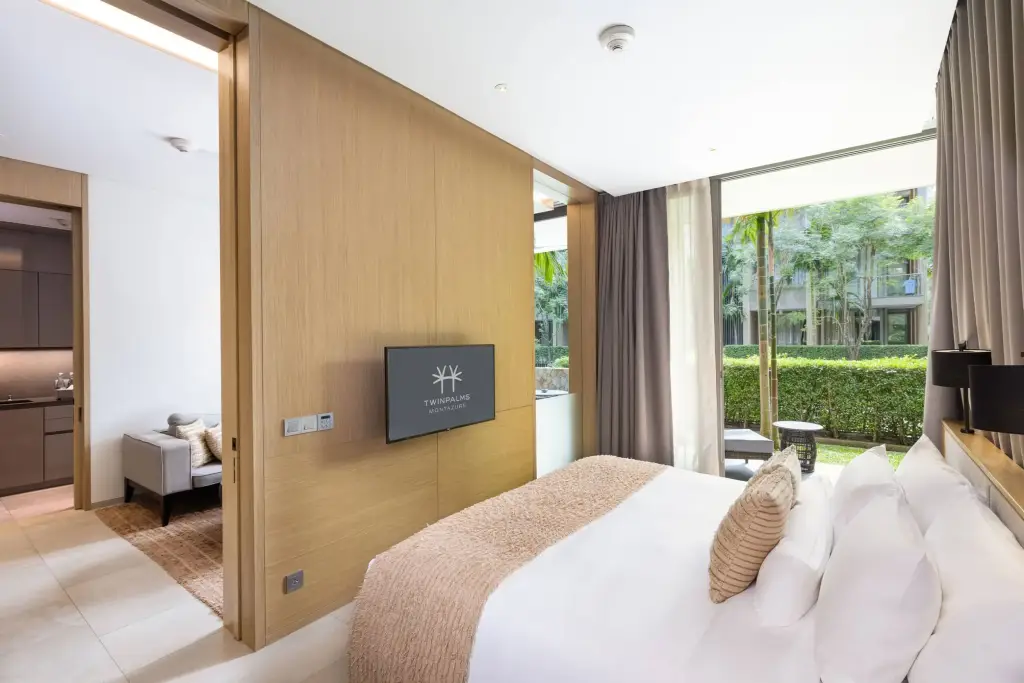 Grand Azure Suite 1 image 73 1024x683 1